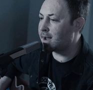 Andrei Găluț, solistul trupei „Goodbye to Gravity”, primul mesaj public la 10 ani de la Colectiv. Acesta este singurul membru care a supraviețuit dezastrului